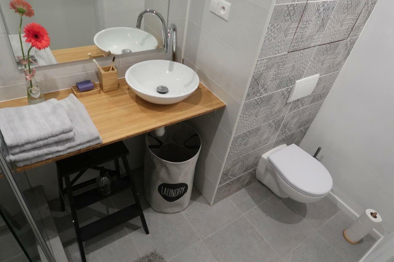 Hniezdo V Raji 1 - Luxurious Apartment 3 Min Walk To City Center Spišská Nová Ves Exteriör bild